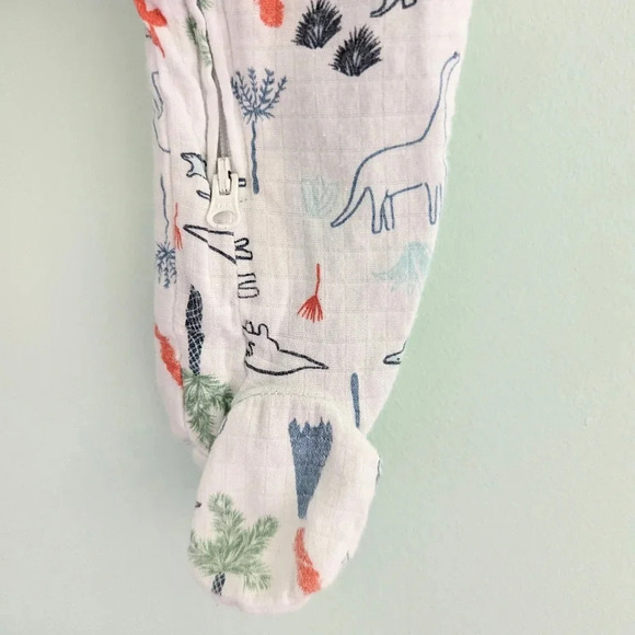 Aden + Anais Dinotime Infant Long Sleeve Muslin Footie Zippy Size 6-9 Months - Picture 8 of 10